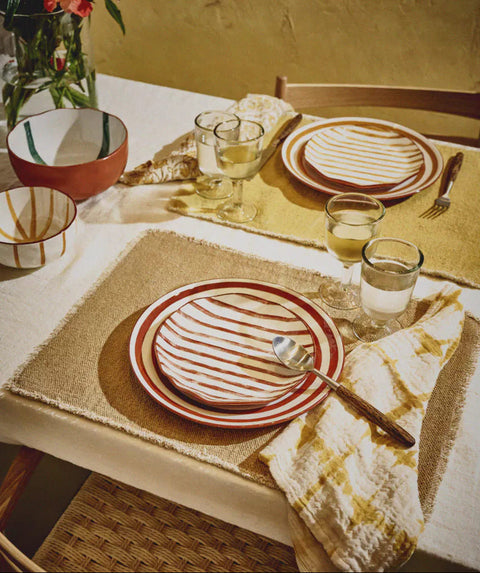 Assiette en porcelaine MYKONOS Ø20.3cm POMAX COIN DU MEUBLE PARIS