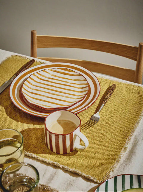 Assiette en porcelaine MYKONOS Ø27cm POMAX COIN DU MEUBLE PARIS