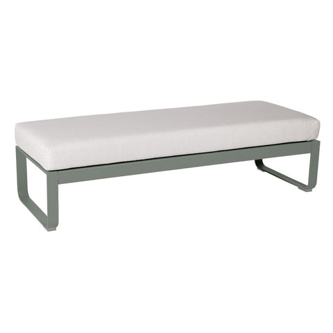 Puf BELLEVIE para dos personas de la marca francesa Fermob. Comprar Fermob online. Rincón del Mueble