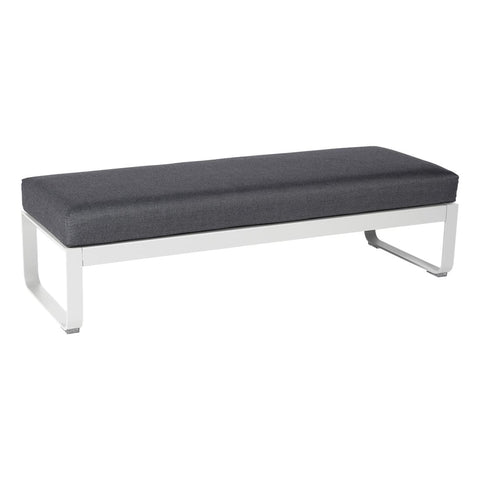 Puf BELLEVIE para dos personas de la marca francesa Fermob. Comprar Fermob online. Rincón del Mueble