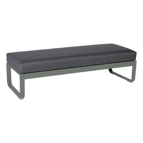 Puf BELLEVIE para dos personas de la marca francesa Fermob. Comprar Fermob online. Rincón del Mueble