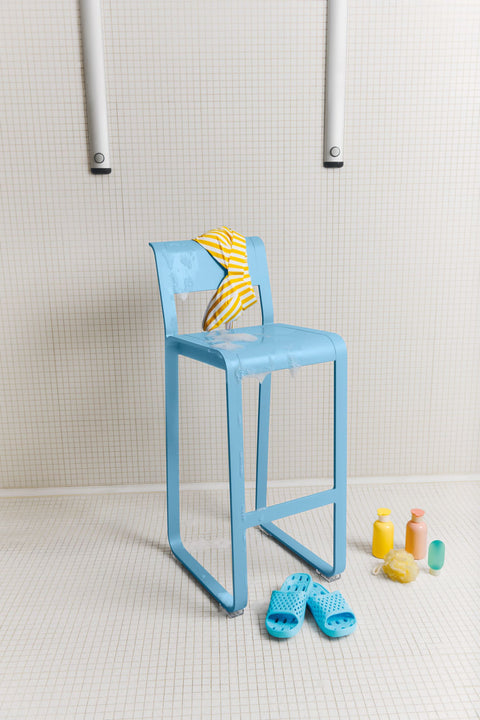 Silla alta de bar BELLEVIE de al marca fermob. comprar online en rincon del mueble
