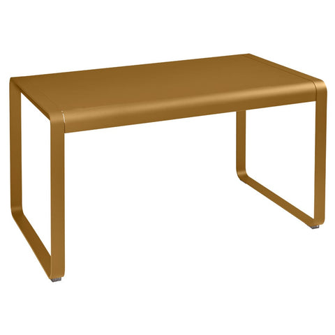 Table BELLEVIE de 140 x 80 x 74 cm de la marque française Fermob. Acheter Fermob en ligne.