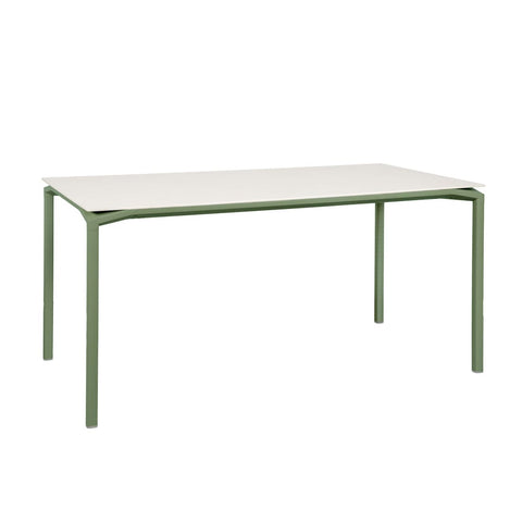 Mesa calvi mineral 160x80cm de la marca fermob. comprar online en rincon del mueble