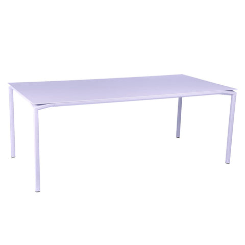 Table CALVI de 195 x 95 cm de la marque française Fermob. Acheter Fermob en ligne