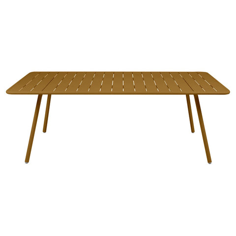 Table LUXEMBOURG de 207 x 100 cm de la marque française Fermob. Acheter Fermob en ligne. 