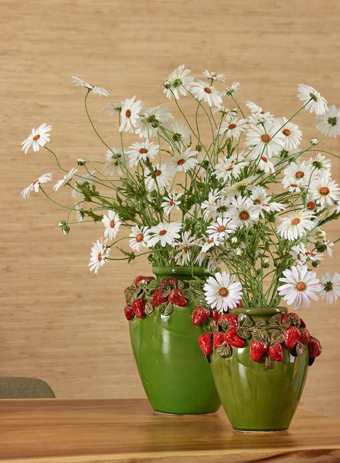 Vase en céramique avec FRAISES