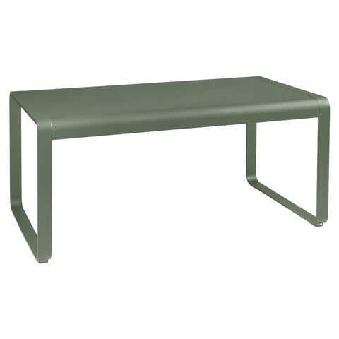 Table mi-haute BELLEVIE de 64 x 80 x 140 cm de la marque française Fermob. Acheter Fermob en ligne. Rincón del Mueble