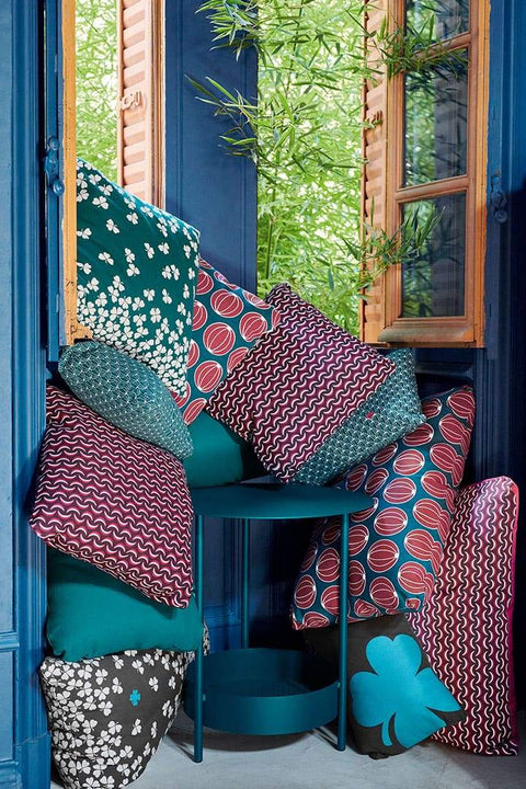Coussin d’extérieur melons ENVIE D'AILLEURS de 68 x 44 cm de la marque française Fermob. Acheter Fermob en ligne. Rincón del Mueble