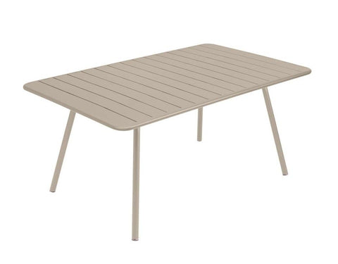 Table LUXEMBOURG de 165 x 100 cm de la marque française Fermob. Acheter Fermob en ligne. Rincón del Mueble