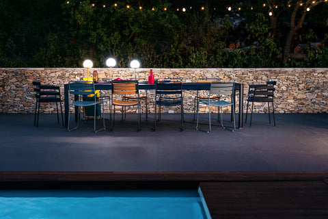 Table XL extensible à 3 rallonges RIBAMBELLE de 149/299 x 100 cm de la marque française Fermob. Acheter Fermob en ligne. 